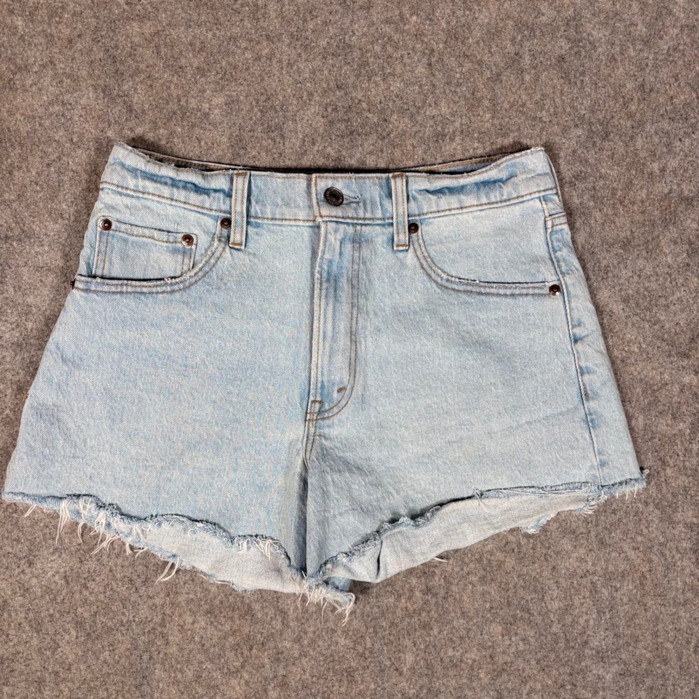 Abercrombie & Fitch 90s Relaxed Cutoff Shorts Sz 28 Light Blue High Rise Raw Hem